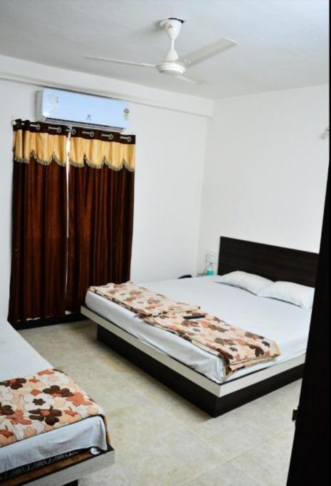 Hotel Bholenath Ujjain Exterior foto
